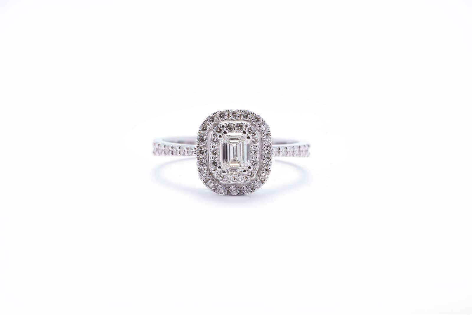 Handcrafted emerald cut shaped diamond with two halos - 2