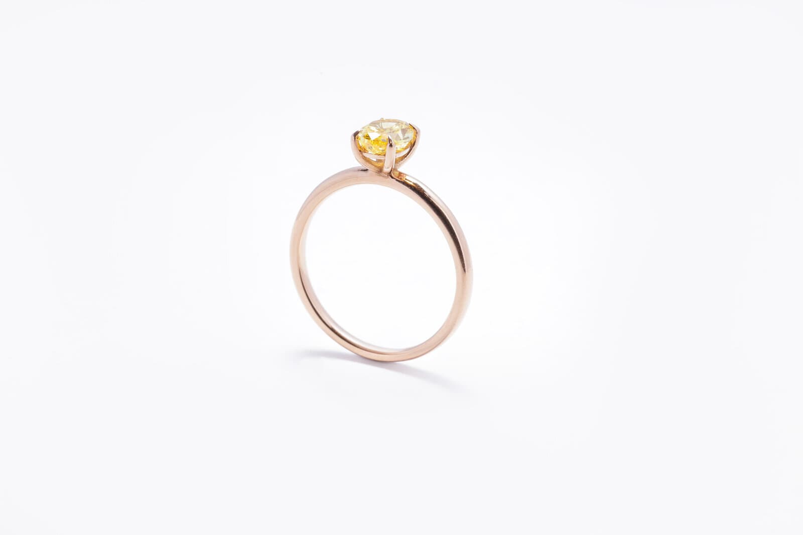 Yellow diamond solitaire - 2